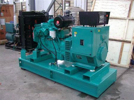 西宁200kw康明斯柴油发电机组